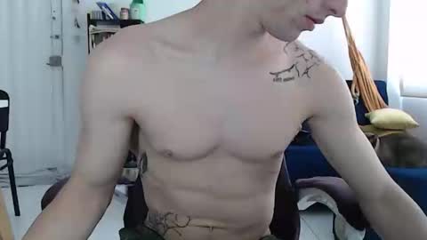 Snapshot of juanisimo_ chatting on 01-20-25, 03:07 JUANISIMO online show from 01-20-25, 03:07