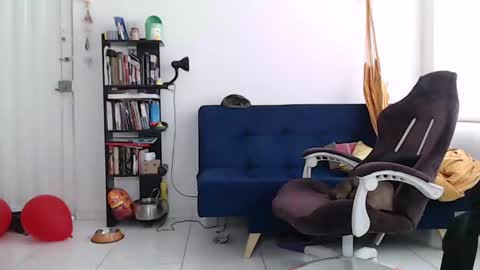 Snapshot of juanisimo_ chatting on 02-11-25, 01:51 JUANISIMO online show from 02-11-25, 01:51