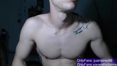 Snapshot of juanisimo_ chatting on 02-22-25, 11:24 JUANISIMO online show from 02-22-25, 11:24