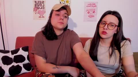 juanitaaa_ online show from 04-13-26, 07:36