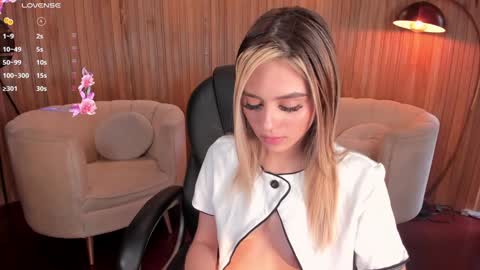 Juanita Clay online show from 01-21-25, 06:23