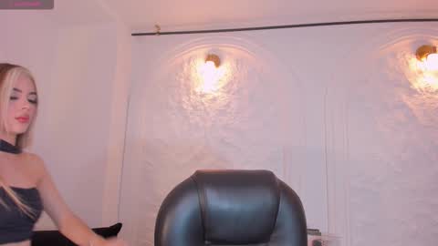 Juanita Clay online show from 01-10-26, 11:45