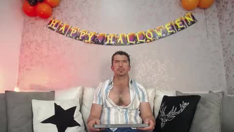 Snapshot of juank_fit45 chatting on 10-07-25, 02:14 Juan k online show from 10-07-25, 02:14