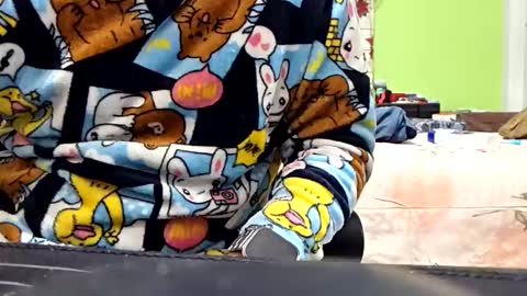 Snapshot of juankno658097 chatting on 12-22-25, 05:48 Cherry Bombon online show from 12-22-25, 05:48