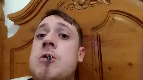 Snapshot of juanmapapiirico chatting on 01-06-25, 05:41 JuanmaSEX online show from 01-06-25, 05:41