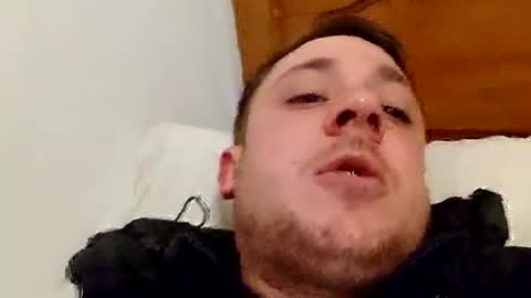 Snapshot of juanmapapiirico chatting on 01-11-25, 12:22 JuanmaSEX online show from 01-11-25, 12:22