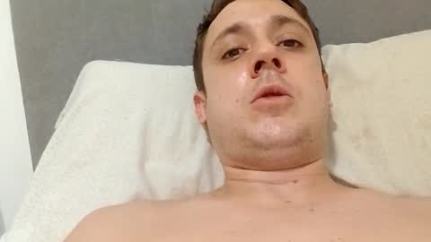 Snapshot of juanmapapiirico chatting on 09-17-25, 04:03 JuanmaSEX online show from 09-17-25, 04:03