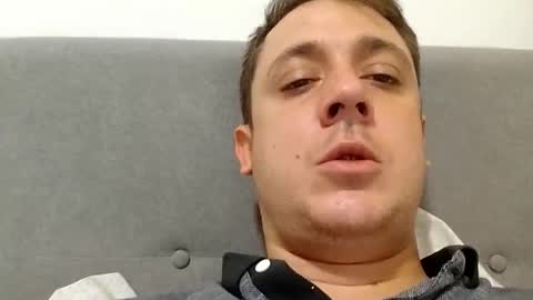 Snapshot of juanmapapiirico chatting on 10-27-25, 02:15 JuanmaSEX online show from 10-27-25, 02:15