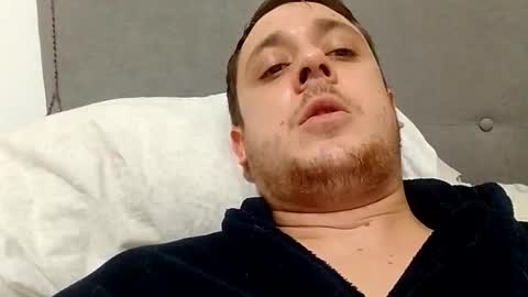 Snapshot of juanmapapiirico chatting on 11-08-25, 11:25 JuanmaSEX online show from 11-08-25, 11:25