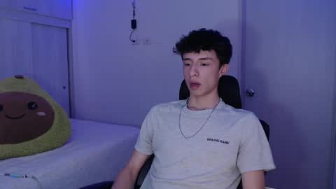 juanmres online show from 04-28-26, 02:22