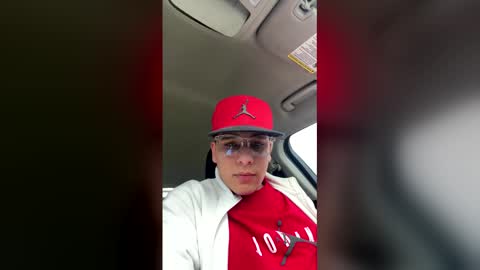 Snapshot of juanpablovg22 chatting on 02-06-26, 05:16 juanpablovg22 online show from 02-06-26, 05:16