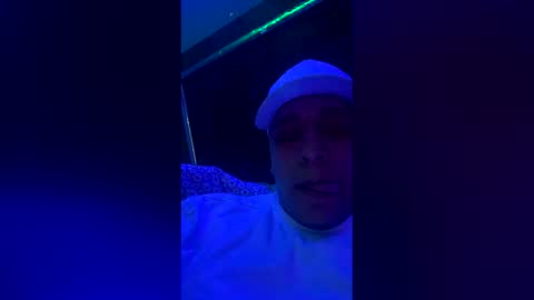 Snapshot of juanpablovg22 chatting on 03-10-26, 05:18 juanpablovg22 online show from 03-10-26, 05:18