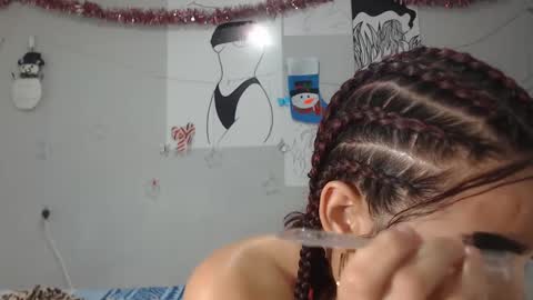 Snapshot of juanse_hot11 chatting on 01-06-25, 07:45 juanse_hot11 online show from 01-06-25, 07:45