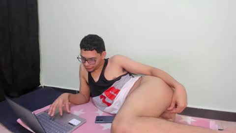 juansuarez204 online show from 02-20-25, 12:08