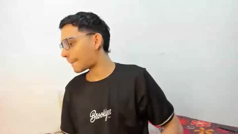 juansuarez204 online show from 09-16-25, 10:44