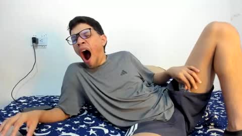 juansuarez204 online show from 06-17-26, 12:46