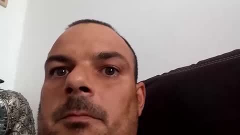 Snapshot of juanyyolanda1308 chatting on 04-04-26, 02:03 juanyyolanda1308 online show from 04-04-26, 02:03