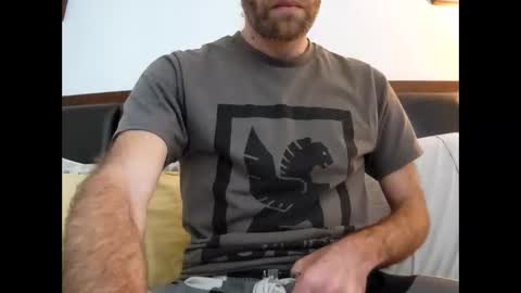 Snapshot of judah25 chatting on 04-26-26, 05:32 Jude online show from 04-26-26, 05:32