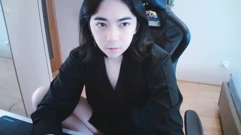 Aoi online show from 01-19-25, 11:23