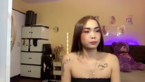 Snapshot of judiella chatting on 12-10-24, 06:11 EloiseMoree online show from 12-10-24, 06:11