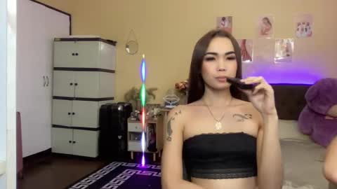Snapshot of judiella chatting on 01-06-25, 07:20 EloiseMoree online show from 01-06-25, 07:20