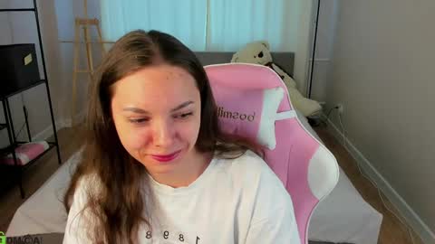 Judy Lewis online show from 04-21-26, 01:42