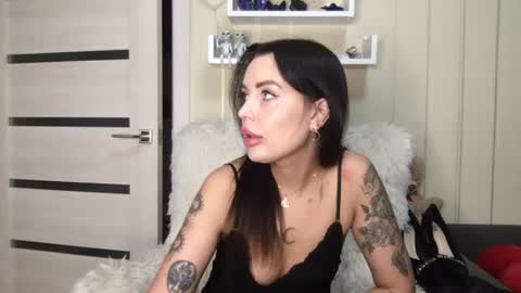 JudyLaNeon online show from 06-24-26, 07:46