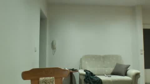 jue491218 online show from 04-13-26, 01:33