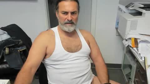 Giovanni50pro online show from 11-12-25, 03:34