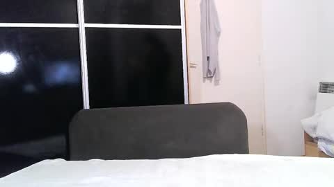 CoupleJuice online show from 02-16-25, 05:59