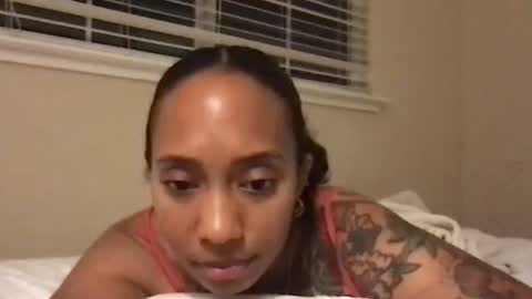 Snapshot of juicijazzi chatting on 10-29-25, 08:38 juicijazzi online show from 10-29-25, 08:38