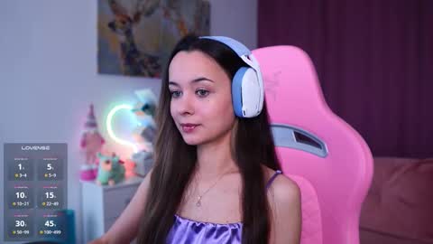 Angelina online show from 11-22-25, 11:20