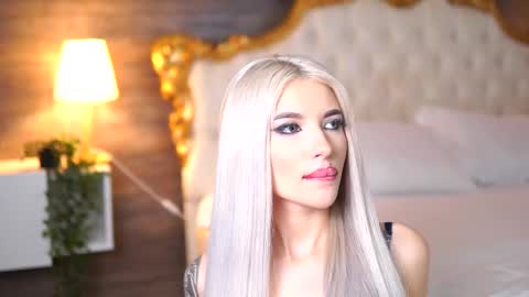 Snapshot of juicy_jessye chatting on 02-25-25, 02:47 Jessye online show from 02-25-25, 02:47