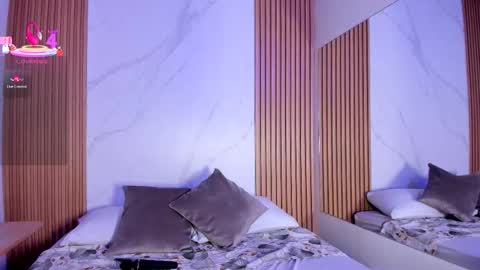 Juicy online show from 09-15-25, 11:10