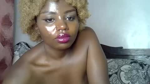 juicyblackforest online show from 12-23-24, 11:04