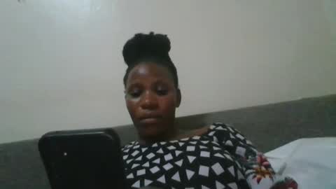 pretty online show from 01-18-26, 07:06