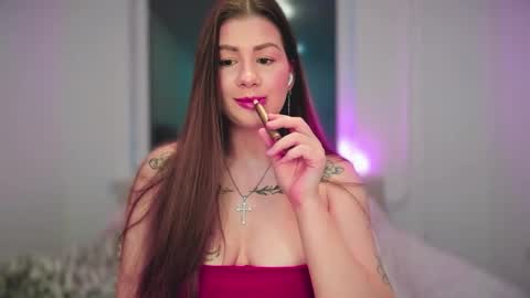 Snapshot of juicyhelenx chatting on 11-13-25, 03:55 Elena online show from 11-13-25, 03:55