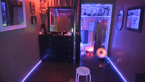 Snapshot of juicyjayxxx69 chatting on 02-06-25, 04:53 juicyjayxxx69 online show from 02-06-25, 04:53