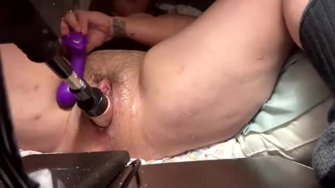 Snapshot of juicymamas chatting on 12-25-24, 09:34 juicymamas online show from 12-25-24, 09:34