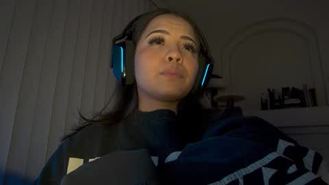 Snapshot of juicytempt8tion chatting on 10-23-25, 10:03 JuicyAssTemptation online show from 10-23-25, 10:03