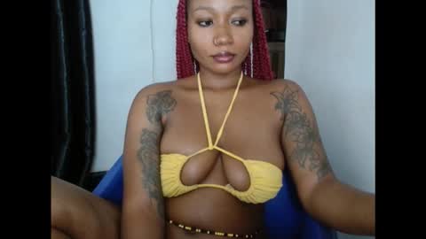 juicyxpink online show from 10-05-25, 11:13