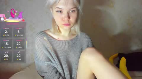Snapshot of juisykitten chatting on 02-18-25, 09:09 Anna online show from 02-18-25, 09:09