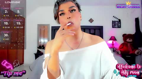 Jujubee online show from 01-30-25, 05:17