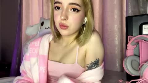 Eva  online show from 02-06-26, 09:23