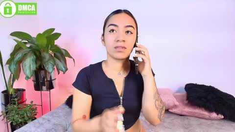 Jules and Gia online show from 05-10-26, 03:06