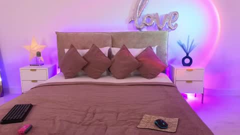 Jules Nightt online show from 04-01-26, 09:45