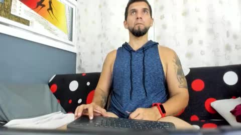 Snapshot of juleslake2 chatting on 11-22-25, 07:13 juleslake2 online show from 11-22-25, 07:13