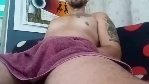 Snapshot of juleslatin122 chatting on 04-12-26, 03:50 Jules online show from 04-12-26, 03:50