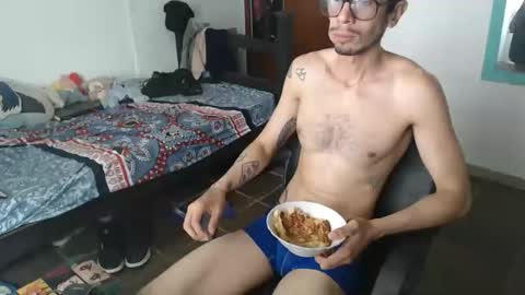 Julfigo online show from 05-02-26, 02:44