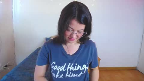 Juliana online show from 12-17-24, 03:17